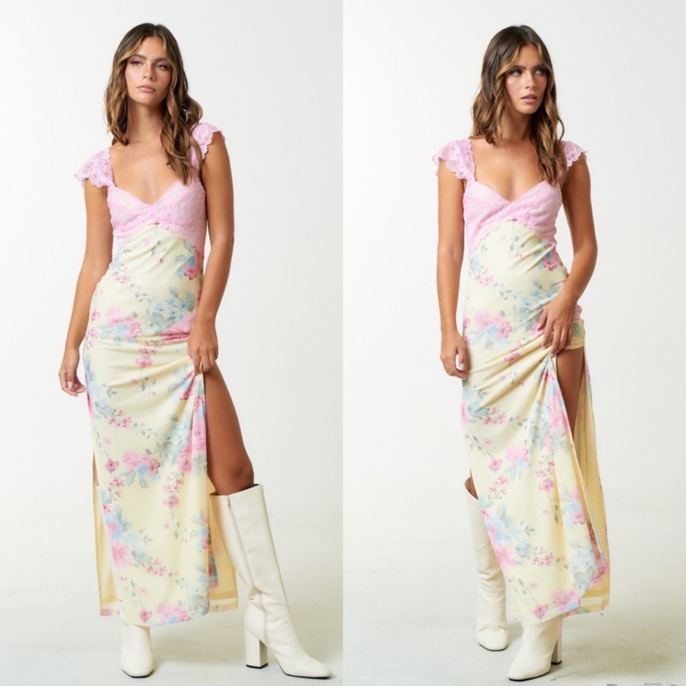 *RESTOCKED* Pretty In Pastels Floral Print Lace Maxi Dress